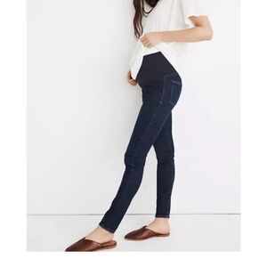 Maternity Over-the-Belly Skinny Jeans in Orland Wash: TENCEL™ Denim Edition